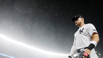 NEW YORK, NEW YORK - MAY 05: Aaron Judge #99 of the New York Yankees walks to the dugout during the fourth inning against the San Diego Padres at Yankee Stadium on May 05, 2025 in the Bronx borough of New York City. Sarah Stier/Getty Images/AFP (Photo by Sarah Stier / GETTY IMAGES NORTH AMERICA / Getty Images via AFP)