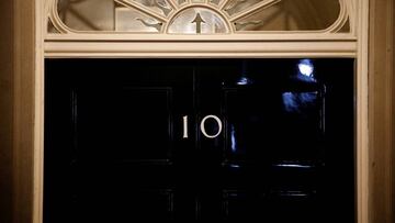 A view of 10 Downing Street in London, Britain April 5, 2020 after British Prime Minister Boris Johnson was admitted to hospital for tests on Sunday after suffering persistent coronavirus (COVID-19) symptoms after testing positive for the virus. REUTERS/H