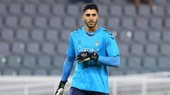 Limassol (Cyprus), 26/10/2023.- Real Betis goalkeeper Rui Silva warms up before the UEFA Europa League Group C match between Aris Limassol and Real Betis in Limassol, Cyprus, 26 October 2023. (Chipre) EFE/EPA/CHARA SAVVIDES
