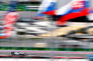 Roseberg on pole; more engine woes for Hamilton