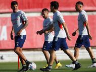 Futbol, Entrenamiento selección chilena.
Los jugadores de la selección chilena atienden el entrenamiento en Juan Pinto Duran previo al partido amistoso contra Paraguay.
Santiago, Chile.
20/03/2023
Marcelo Hernandez/Photosport
Football, Training session of Chile..
Chile’s players attend a trainnig session in Juan Pinto Duran. Chile will face with Paraguay for friendly match.
Santiago, Chile.
20/03/2023
Marcelo Hernandez/Photosport