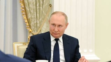 Russian President Vladimir Putin meets with the winners of the Leaders of Russia competition, the flagship project of the Russia - Land of Opportunity presidential platform, at the Kremlin in Moscow on July 7, 2022. (Photo by Mikhail KLIMENTYEV / SPUTNIK / AFP) (Photo by MIKHAIL KLIMENTYEV/SPUTNIK/AFP via Getty Images)