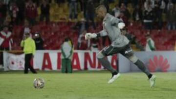 Foto archivo: Zapata puso el 1-0 de penal.