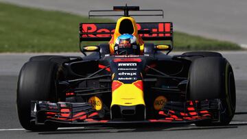 Ricciardo con el Red Bull en Montreal.