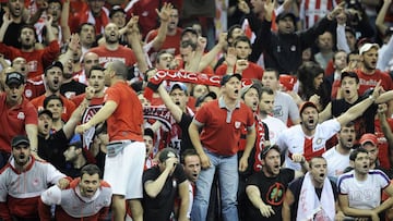Aficionados del Olympiacos.