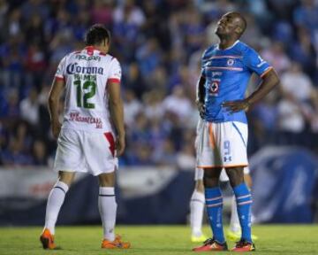 Una final era lo que necesitaba Tomás Boy para legitimar su estancia en el banquillo de Cruz Azul. Sin embargo, un Necaxa todavía en el Ascenso MX fue a la cancha del Estadio Azul para conseguir un valiente 2-3 a su favor y acceder a la final de Copa MX ante Veracruz.