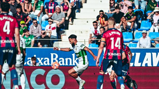 Joaquín complica el ascenso directo del Elche