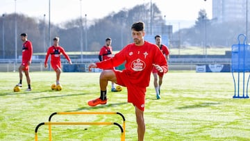 Julián Delmás se ha hecho dueño del lateral derecho del Racing de Ferrol,