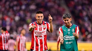 Roberto Alvarado celebrates his goal 2-0 with Santiago Sandoval of Guadalajara during the 3rd round match between Guadalajara and Queretaro as part of the Liga BBVA MX, Torneo Clausura 2026 at Akron Stadium, on January 17, 2026 in Guadalajara, Jalisco, Mexico.