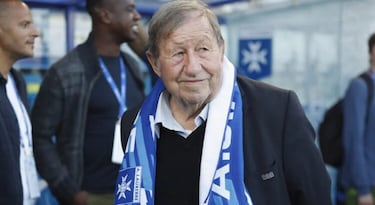 Francia clama: “La mujer está hecha para parir, con caderas anchas, no para el fútbol...”