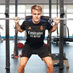 Vía de escape para Odegaard