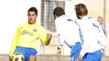 <b>CLASE. </b>Iago Falqué es uno de los hombres más en forma del filial.