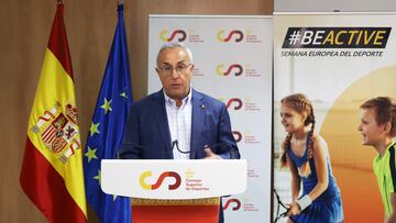 MADRID, 13/09/2022.- El presidente del Comité Olímpico Español (COE), Alejandro Blanco, pronuncia un discurso tras la firma del documento de adhesión a la Semana Europea del Deporte 2022, este martes en la sede del Consejo Superior de Deportes (CSD), en Madrid. EFE/ Consejo Superior De Deportes SÓLO USO EDITORIAL / SÓLO DISPONIBLE PARA ILUSTRAR LA NOTICIA QUE ACOMPAÑA (CRÉDITO OBLIGATORIO)
