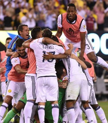 Colombia in semis after Ospina heroics against Peru penalties