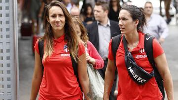 Torrecilla y Meseguer, jugadoras del Atleti. 