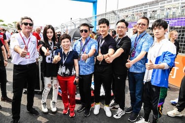 "Prometí que los fans correrían contra los pilotos y ya es real"