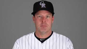 Redmond, coach de banca de los Colorado Rockies. 