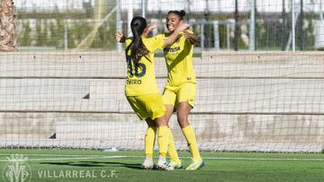 Salma Paralluelo celebra uno de sus goles esta temporada.