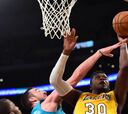Resumen de Los Angeles Lakers - Charlotte Hornets