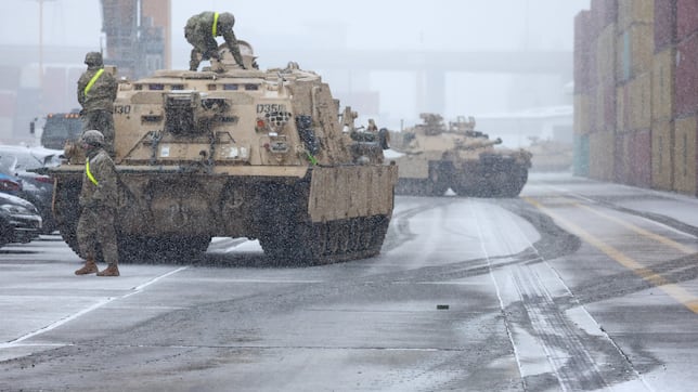 Polonia activa la 'puerta de hierro' con 40.000 soldados