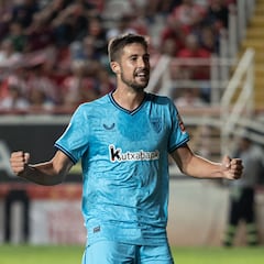 Real Zaragoza, Albacete, Huesca y Eldense sondean la cesión de Martón