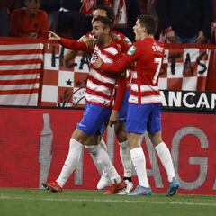 El penúltimo tren para la salvación pasa por Los Cármenes