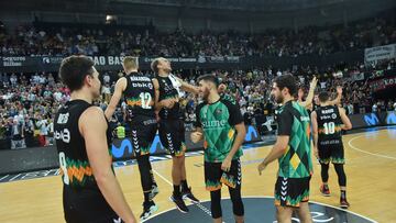 09/10/22 BALONCESTO PARTIDO ACB 
BILBAO BASKET -  VALENCIA BASKET
ALEGRIA FIN PARTIDO 