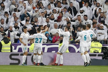 1-1. Borja Mayoral celñebró el gol del empate con Bale.