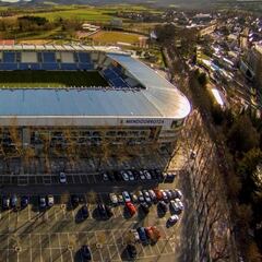 El Ayuntamiento de Vitoria prohíbe al Alavés colocar un mástil de bandera en el estadio