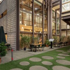 Bosco de lobos, restaurante italiano con un jardin escondido en Chueca