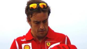 Alonso tampoco renuncia a nada.