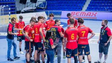 Tiempo muedrto para cambiar el ritmo del partido.