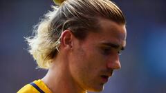 Griezmann leaves Atlético team photo early, image goes viral