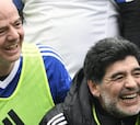 Maradona e Infantino hacen las paces en el partido The Best