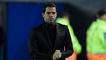 Racing's head coach Fernando Gago looks on during the Copa Libertadores group stage first leg football match between Racing and Aucas at the Presidente Juan Domingo Peron stadium in Buenos Aires on April 20, 2023. (Photo by JUAN MABROMATA / AFP)