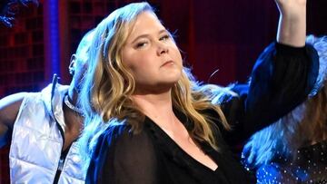 Amy Schumer responde a las críticas por su rostro hinchado y habla de su enfermedad