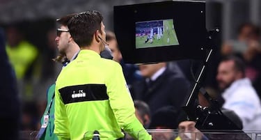 UEFA boss Ceferin voices VAR World Cup worries