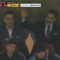 Villa Park se rinde a Juan Pablo Ángel