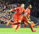 Liverpool gana y amenaza el cuarto lugar del City
