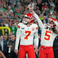 How many people watched the 2023 Super Bowl LVII?