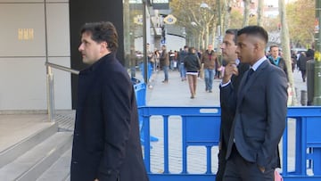 Así entró Rodrygo al palco del Bernabéu: traje y mano al bolsillo