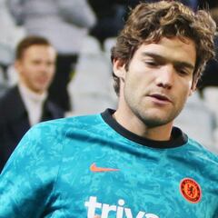 Marcos Alonso, tocado