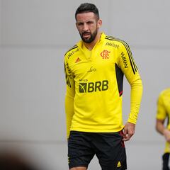 Decisión definitiva de Flamengo con Mauricio Isla