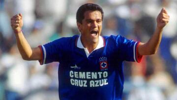 Carlos Hermosillo juzga de “imperdonable” que hayan puesto ultimátum a Ferretti en Cruz Azul