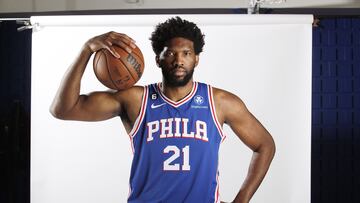 CAMDEN, NEW JERSEY - SEPTEMBER 26: Joel Embiid #21 of the Philadelphia 76ers poses at 76ers Training Complex on September 26, 2022 in Camden, New Jersey. Tim Nwachukwu/Getty Images/AFP