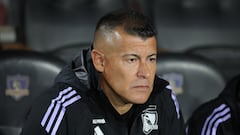 La escena que resume el duro presente de Colo Colo: Almirón y Aquino, protagonistas