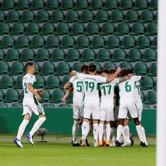 El Elche no paga la novatada