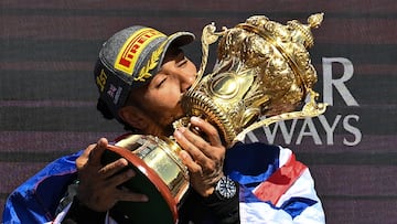 Towcester (United Kingdom), 07/07/2024.- Mercedes driver Lewis Hamilton of Britain celebrates winning the Formula One British Grand Prix at the Silverstone Circuit racetrack in Towcester, Britain, 07 July 2024 (Fórmula Uno, Reino Unido) EFE/EPA/PETER POWELL .