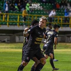 Once Caldas, rival de Alianza Lima en la Noche Blanquiazul