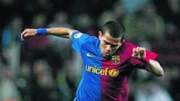 <b>ÍDOLO. </b>Daniel Alves ya se ha ganado a la afición barcelonista.